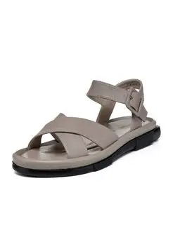 Легкие сандалии на утолщенной подошве