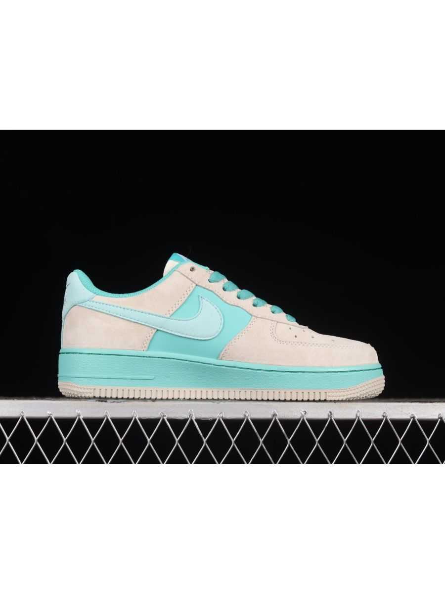 Nike tiffany