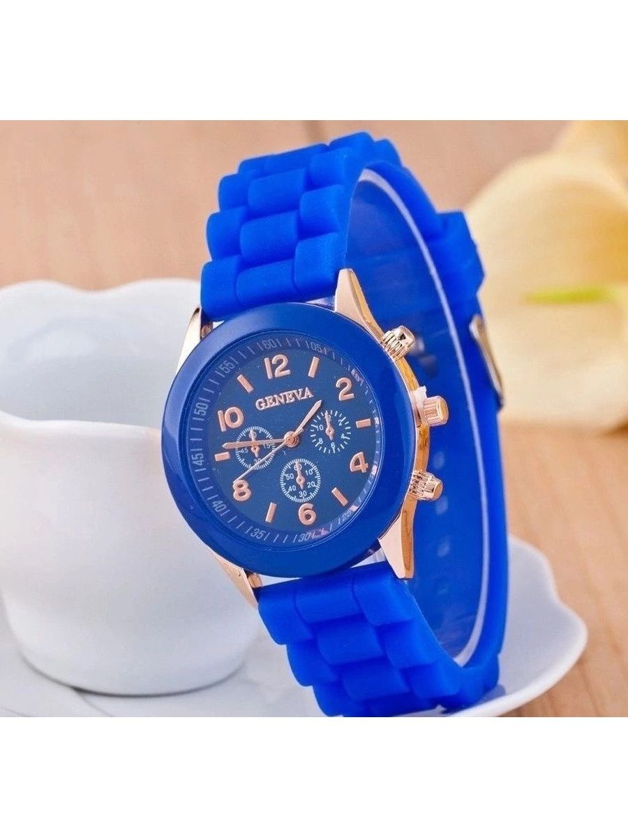 Браслет синий часы. Geneva Quartz часы женские. Наручные часы Geneva Britain Style. Синие часы женские. Часы с силиконовым ремешком.